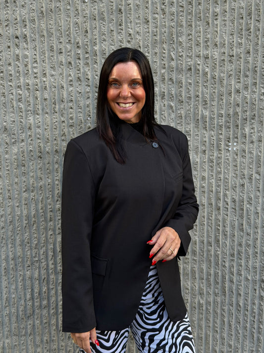 Soft Shape Blazer – Black