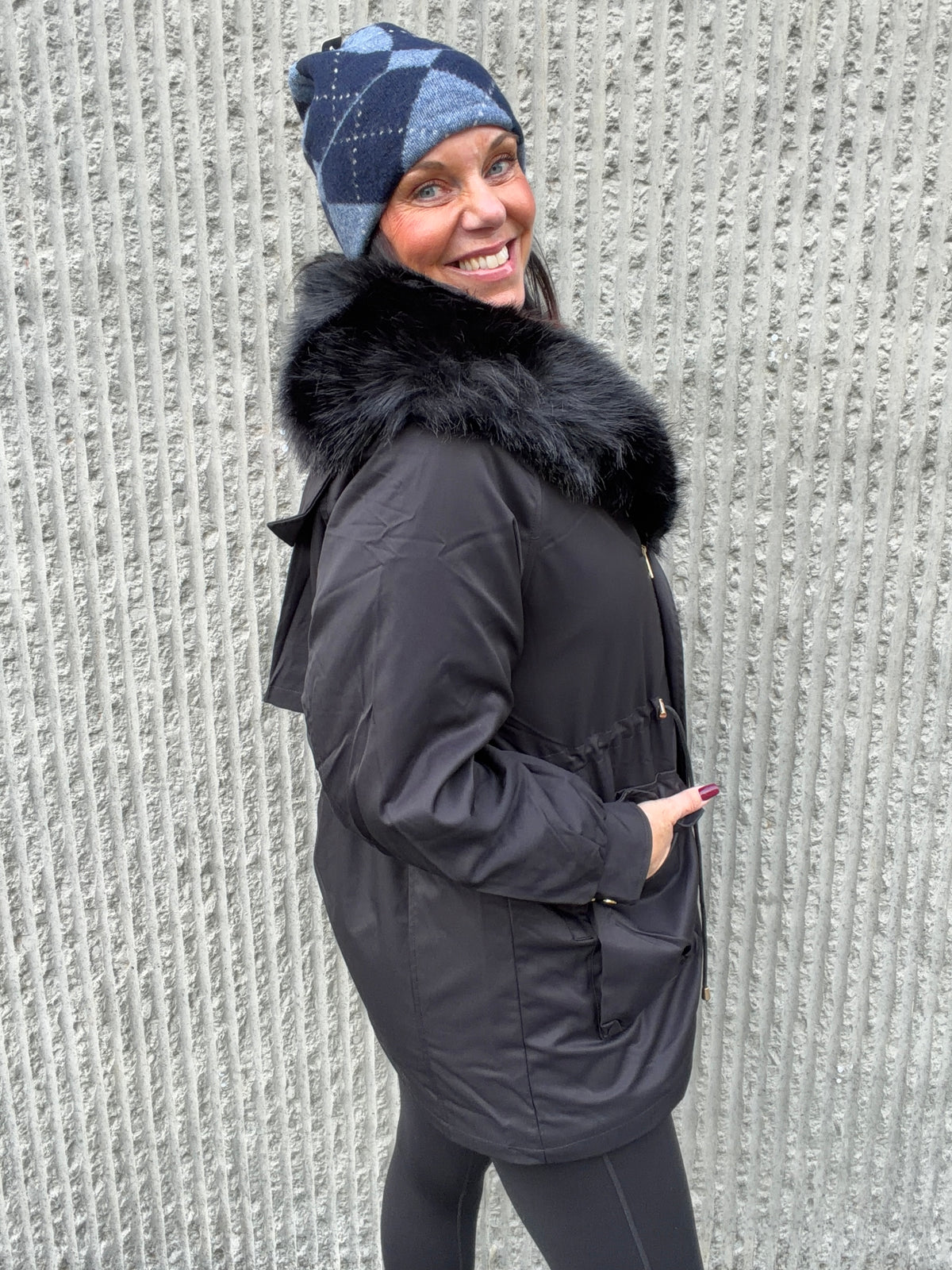 Faux Fur Collar Coat – Black