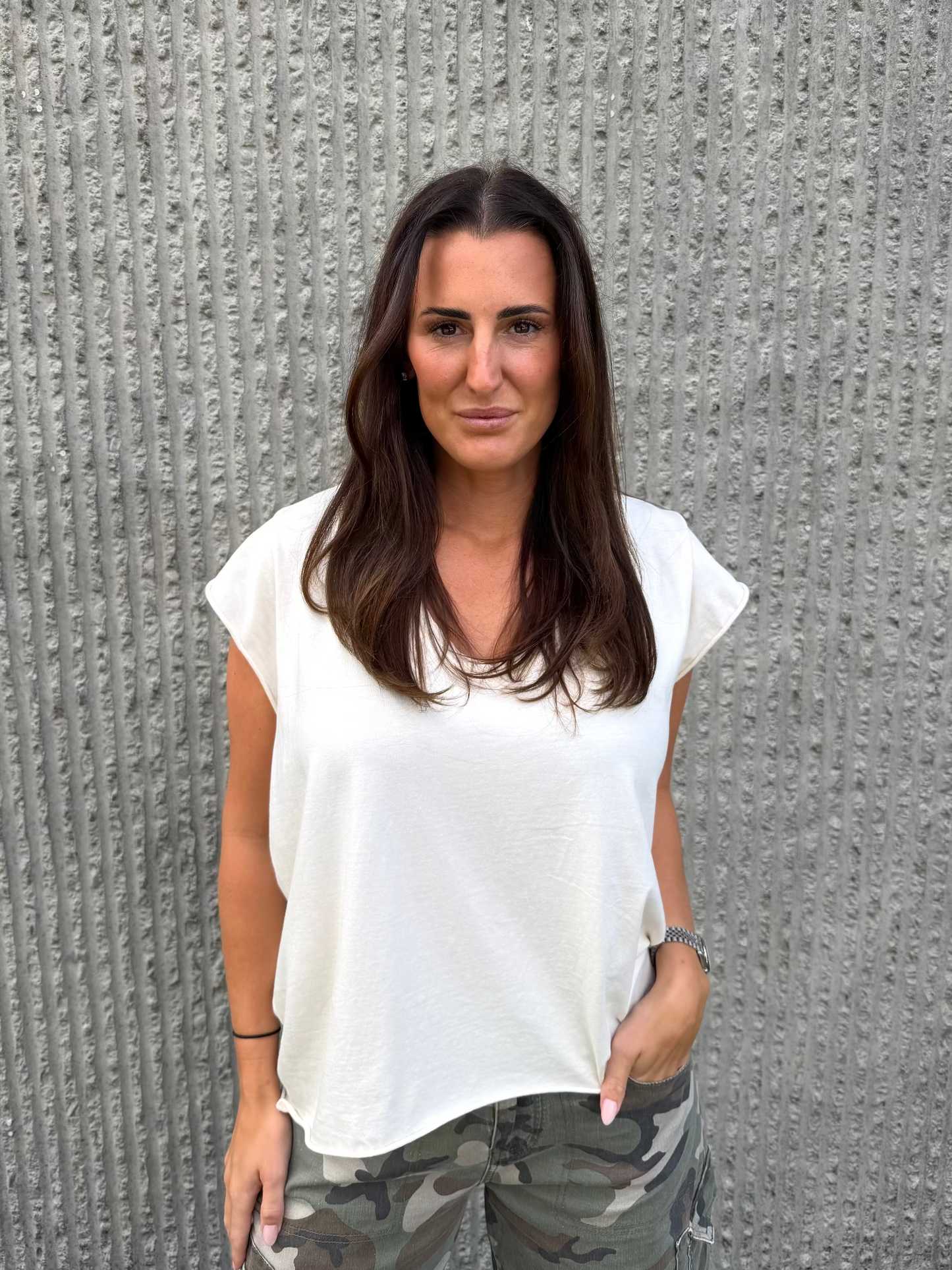 V-Neck Tee – White