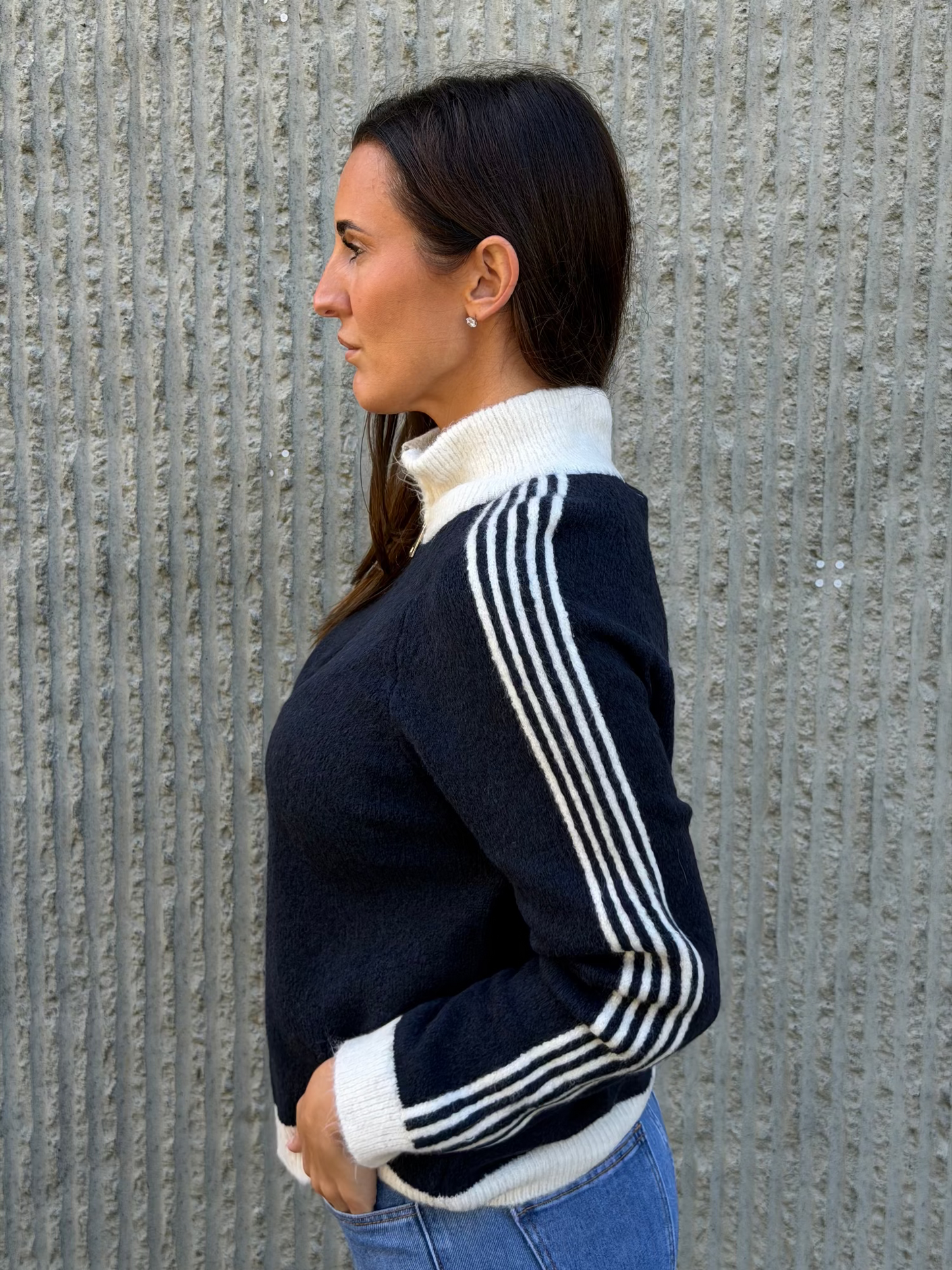 Stripe Zip Knit- Navy