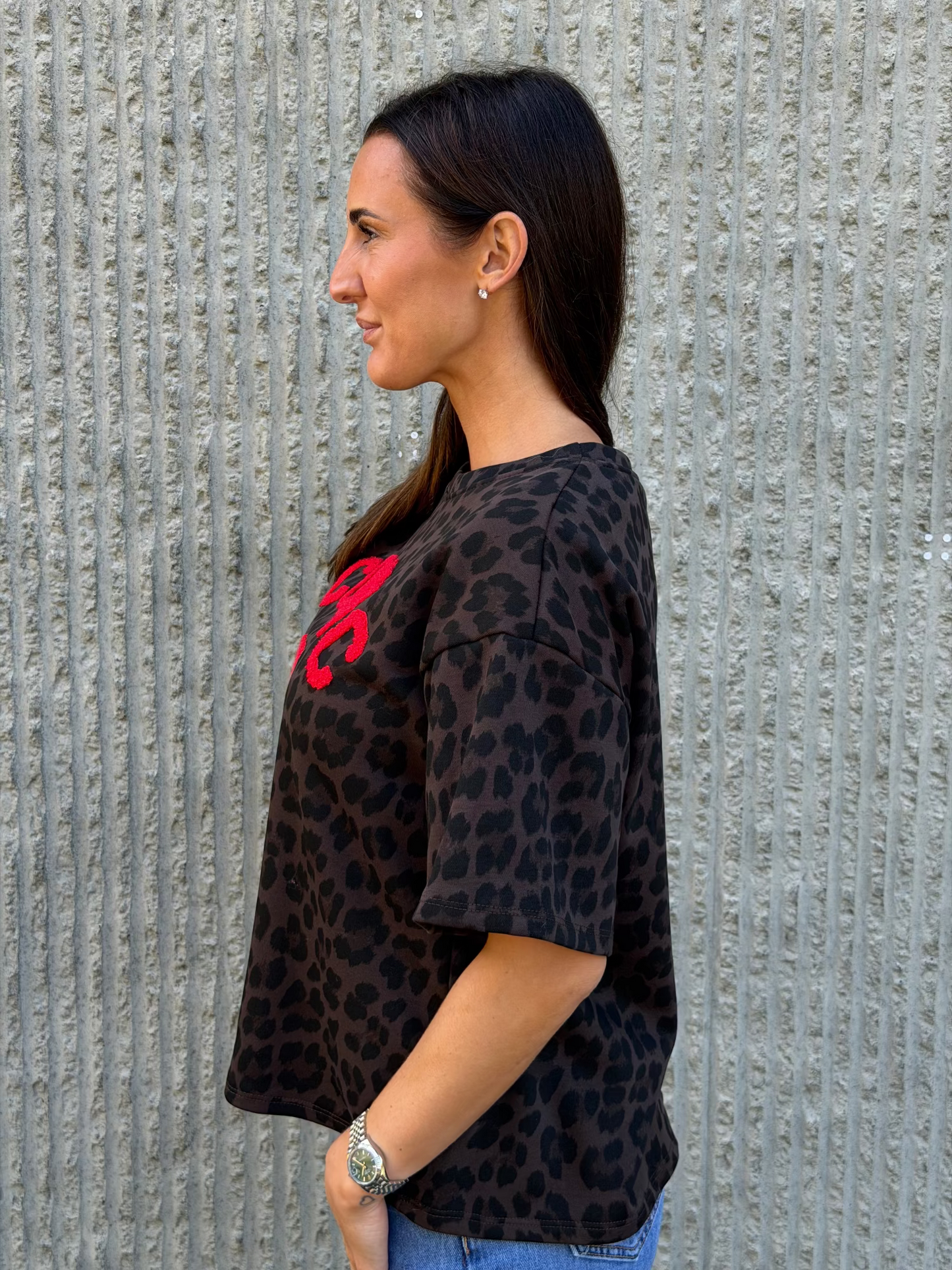 Iconic Leo Tee- Red