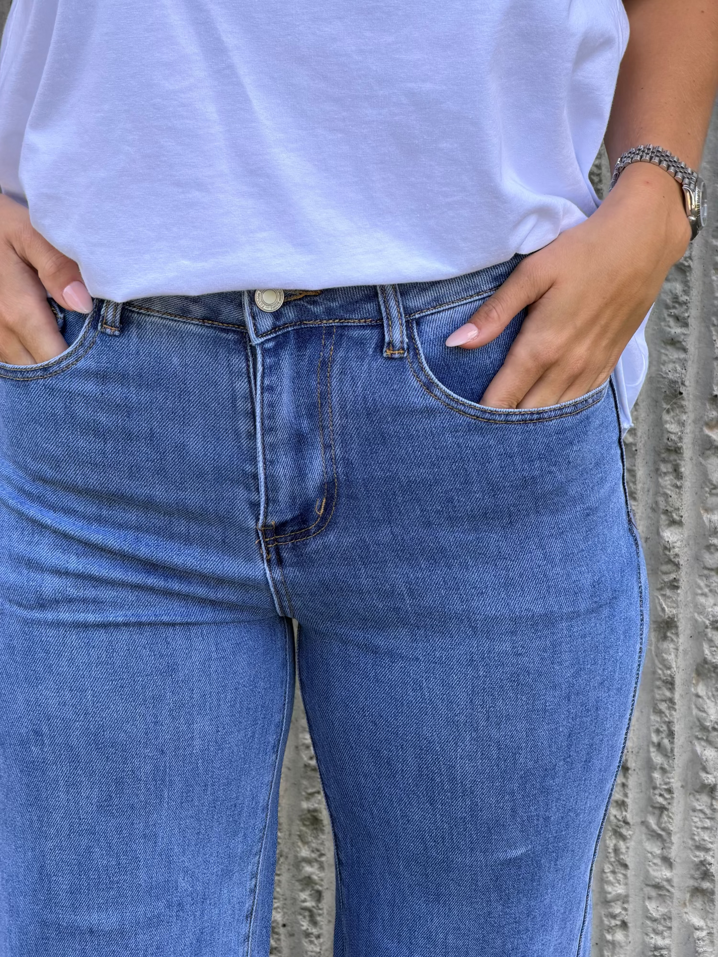 Everyday Wide Jeans- Denim