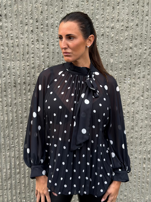 Dotted Pleat Blouse- Black