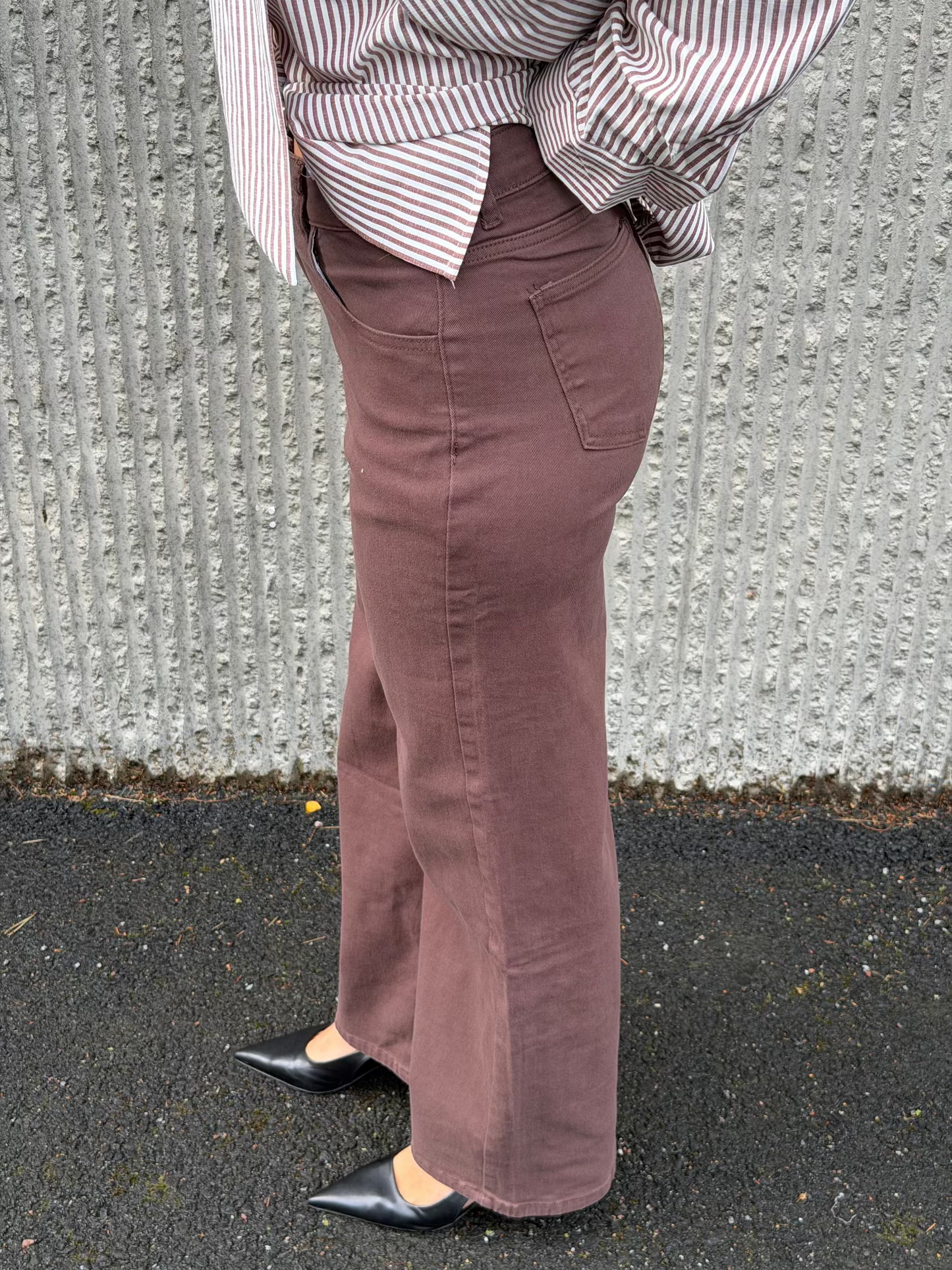 Wide Leg Jeans- Brown