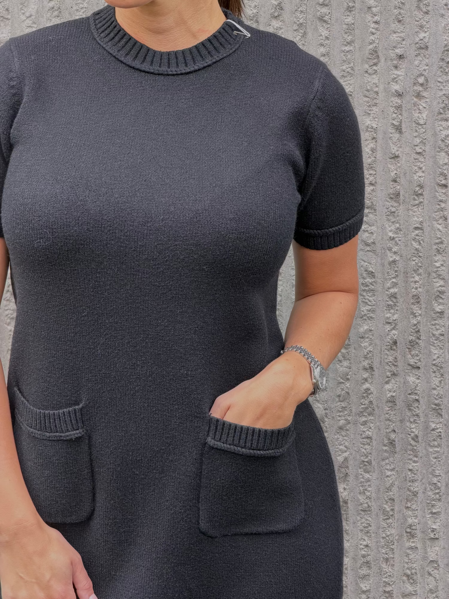 Knit Pocket Dress- Black