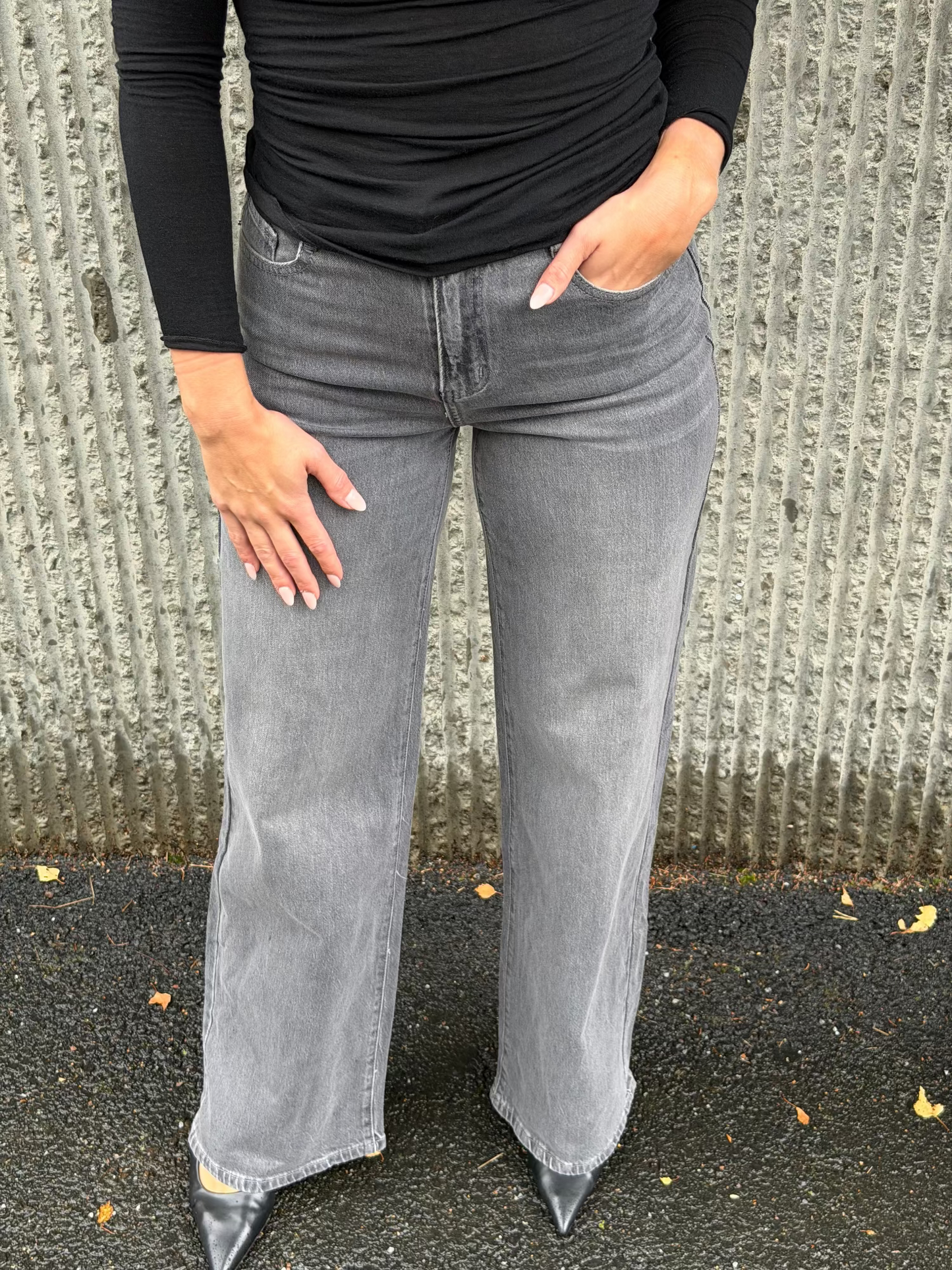 Extra Long Wide Leg Jeans- Grey