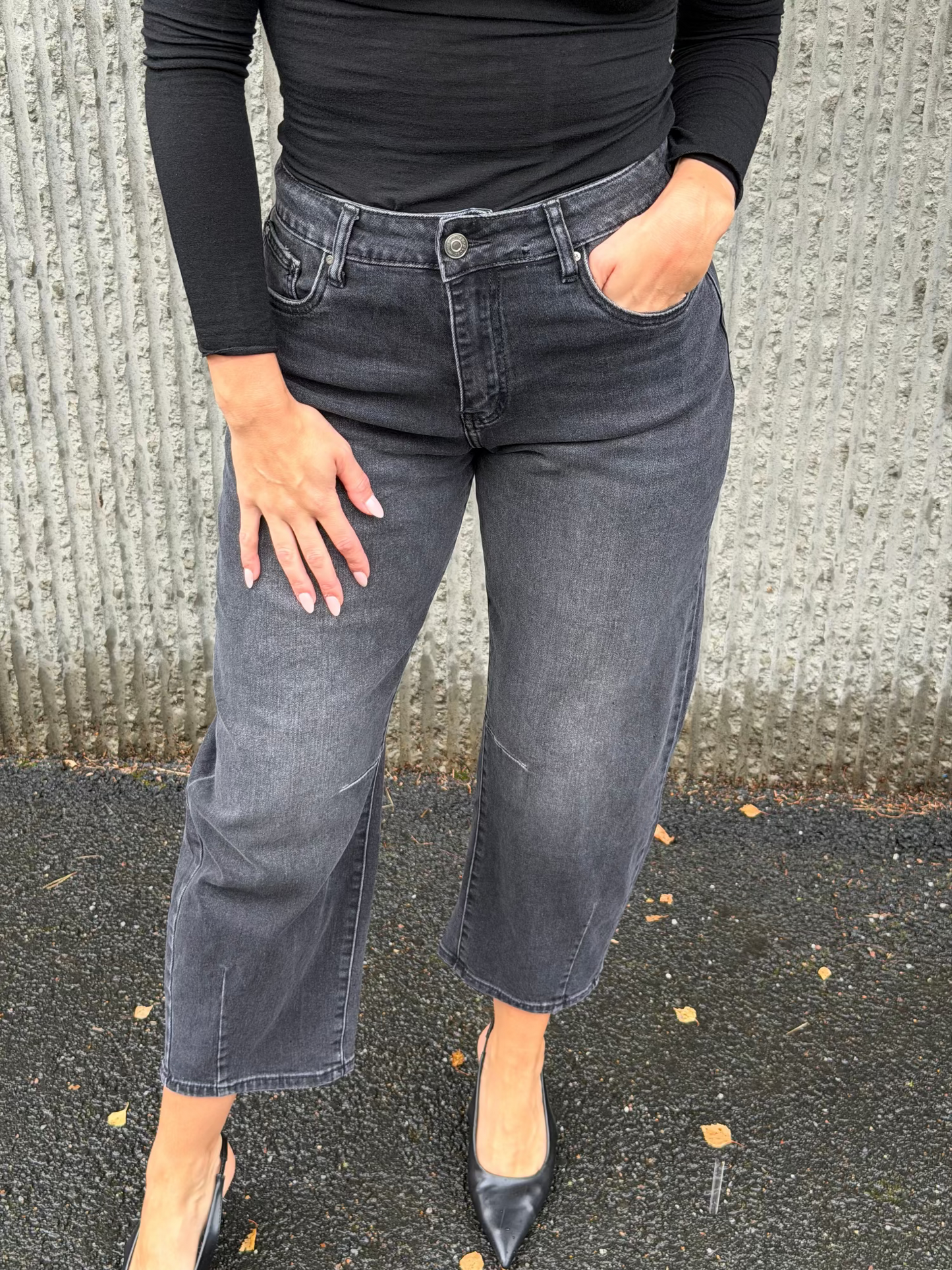 Cropped Barrel Jeans- Antracite