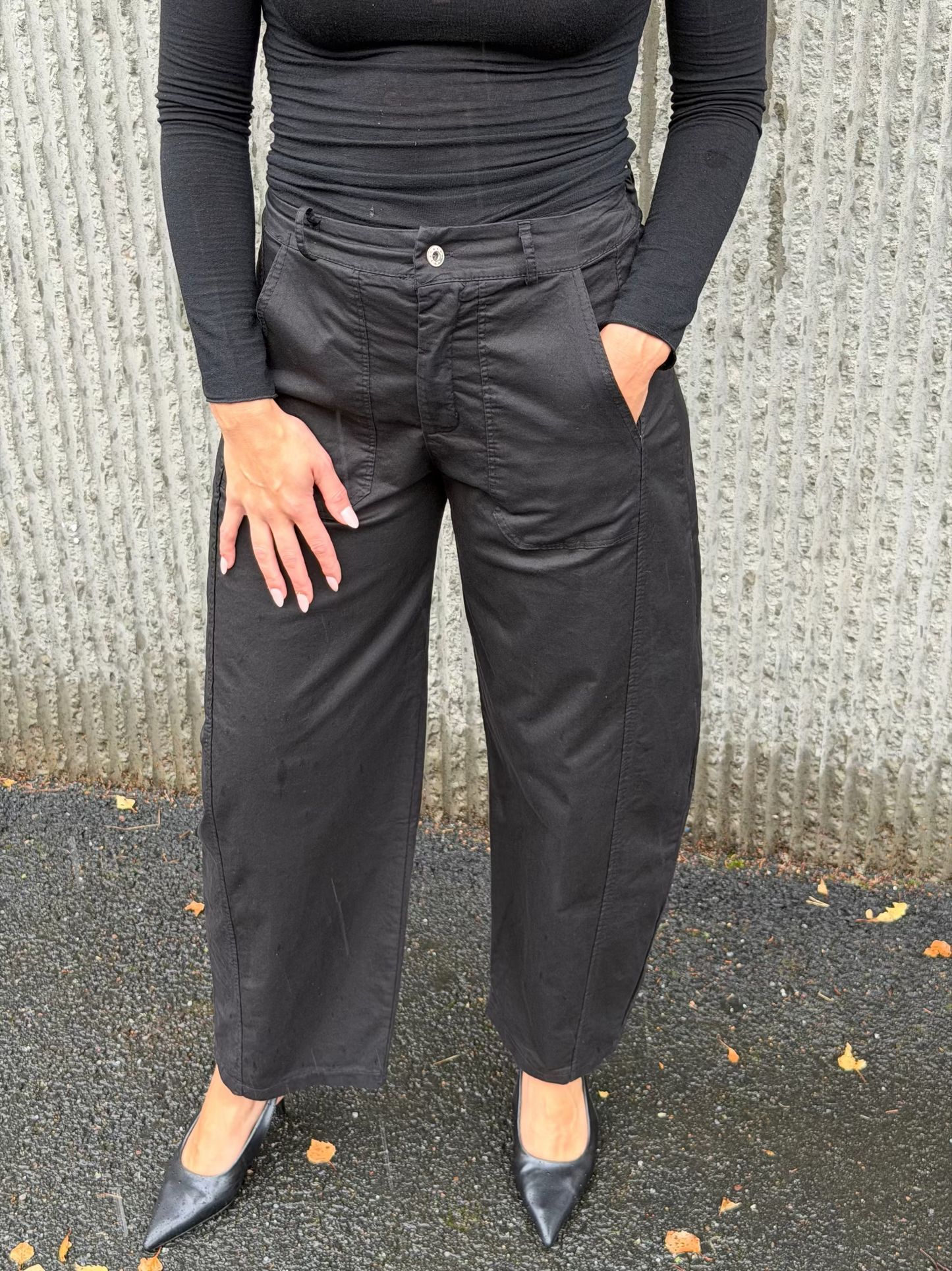 Barrel Pant – Black