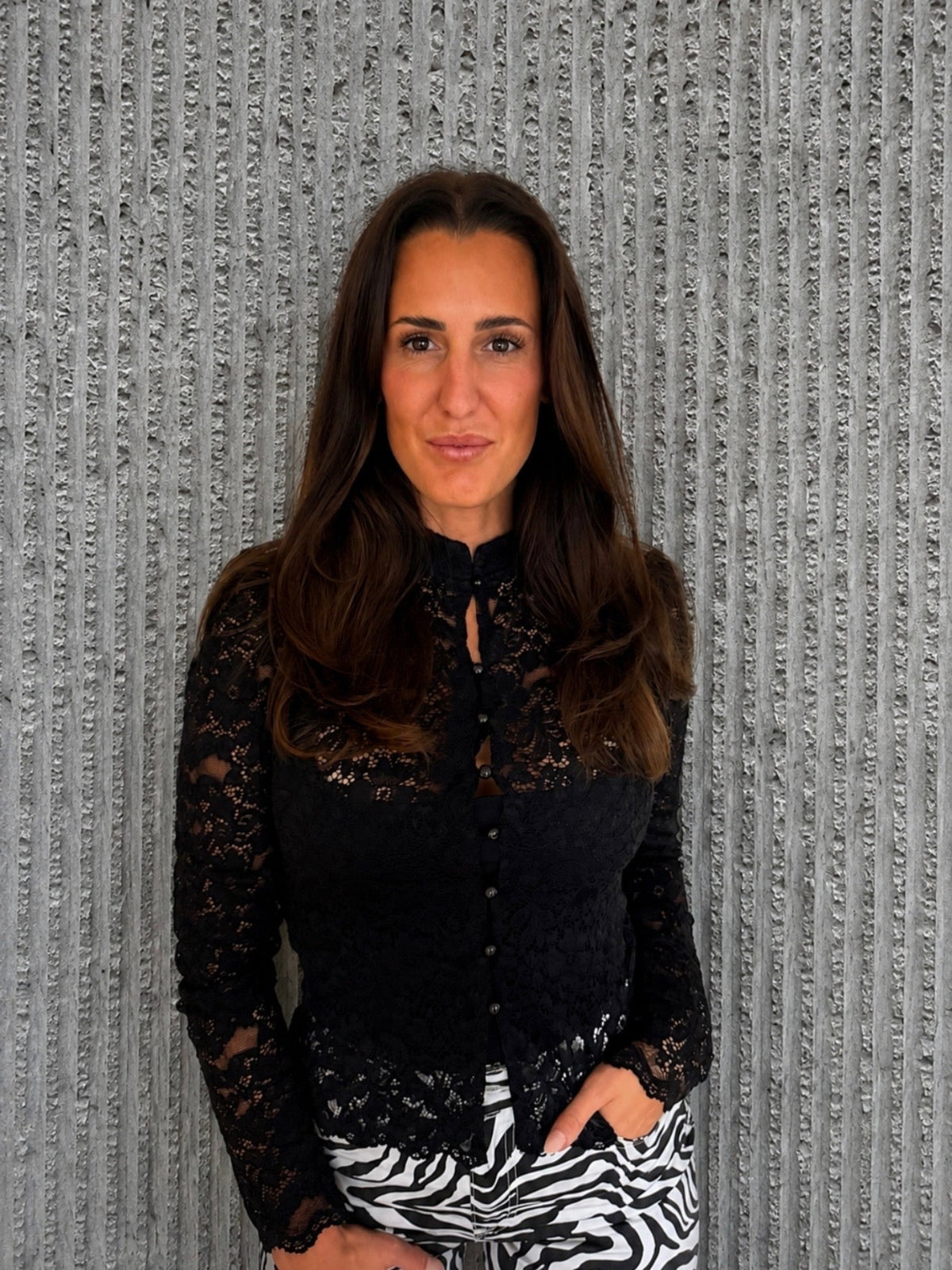 Button Lace Top- Black